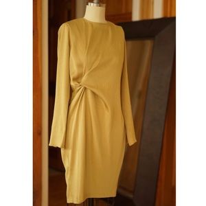 Make an offer!💛 Beautiful Chartreuse drape dress